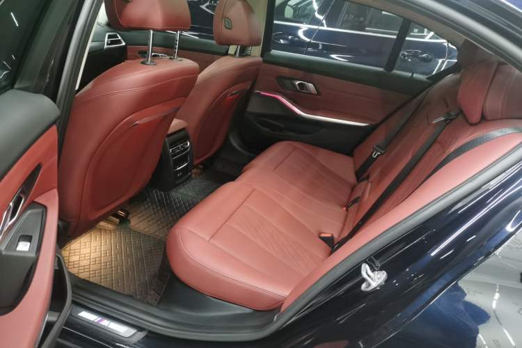 Used BMW 3 Series 2025 325Li M Sport Package Left Rear Seat