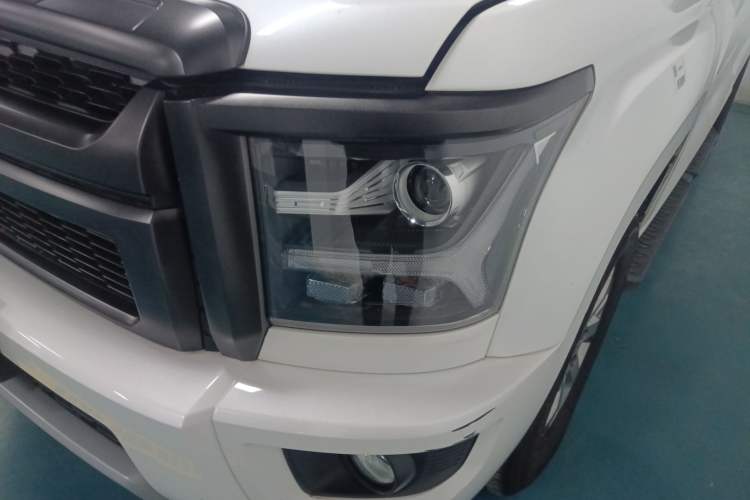 Used Great Wall King Kong Poer 2024 2.0T Automatic 8AT Diesel 4x4 Elite Flatbed Left Front Headlight