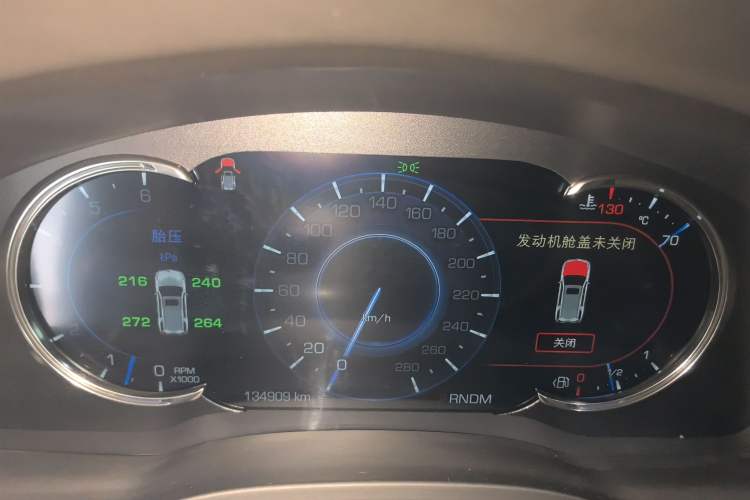 Used Cadillac Escalade 2017 6.2L ESV Platinum Edition Extended-Length Version