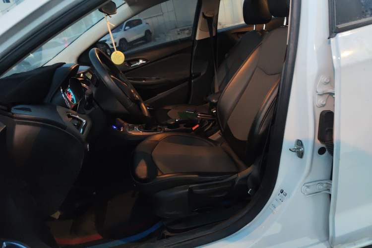 Used Chevrolet Cruze 2015 1.5L Manual Elite Edition
