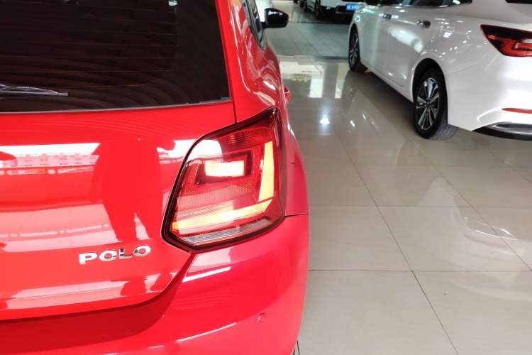 Used Volkswagen Polo 2016 1.4L Automatic Trendy Model Right Rear Taillight