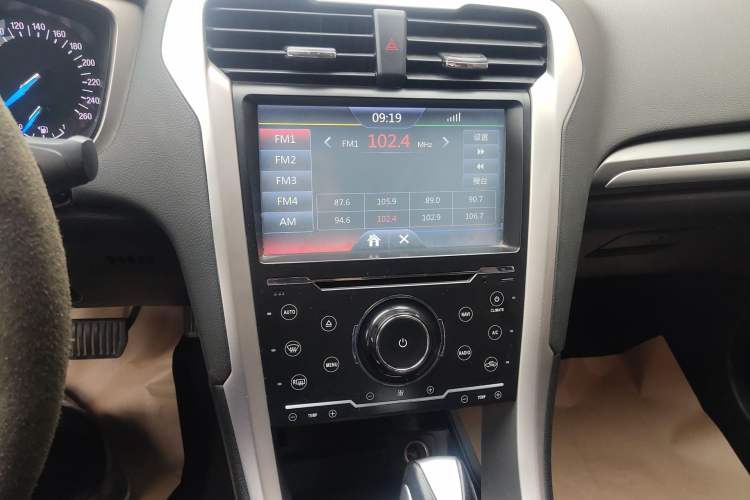 Used Ford Mondeo 2013 1.5L GTDi180 Fashion Edition Audio And AC Panel
