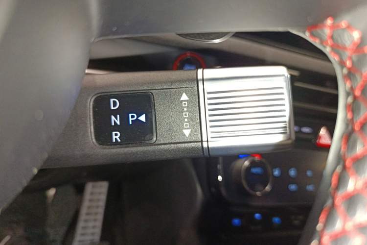 Used Hyundai Tucson 2025 Tucson L 1.5T Prestige N-Line Gear Lever