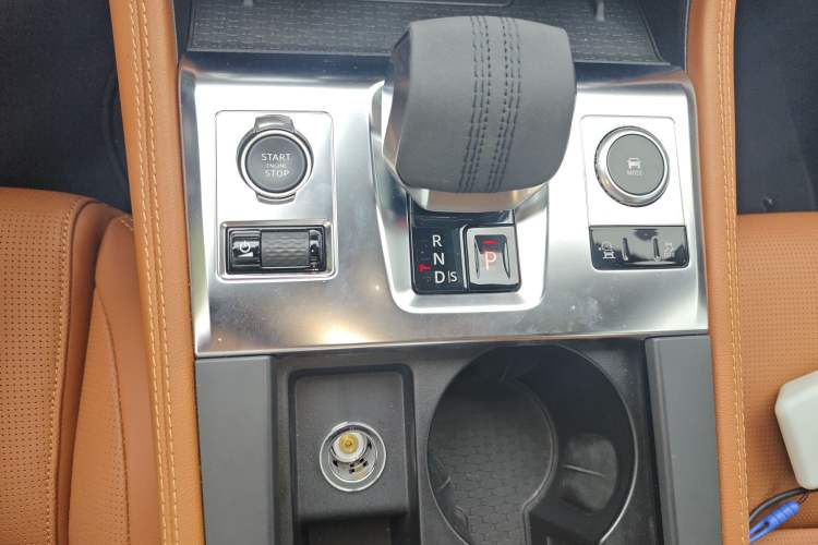 Used Jaguar F-PACE 2024 P250 R-Dynamic SE
