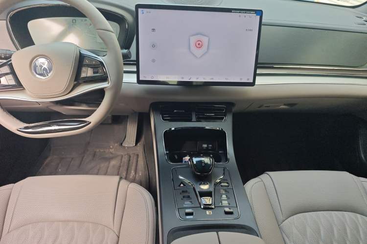 Used BYD Han 2025 DM-i Intelligent Driving Edition 125KM Prestige Model Audio And AC Panel