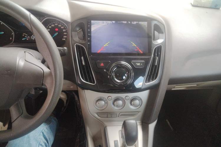 Used Ford Focus 2012 Sedan 1.6L Automatic Comfort Model
