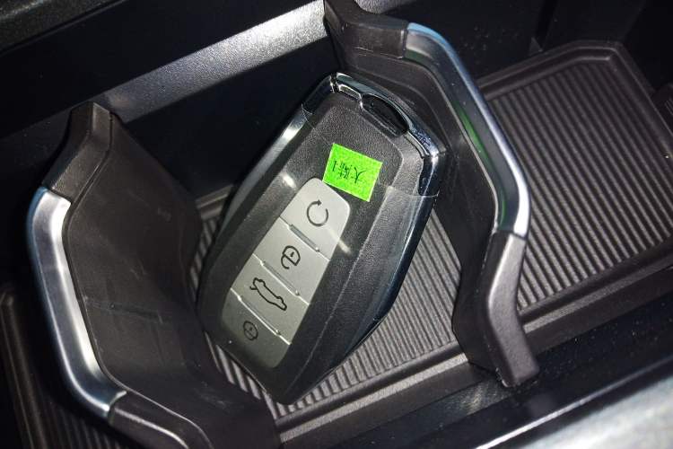 Used Geely Auto Haoyue L 2024 2.0T DCT Flagship Version
