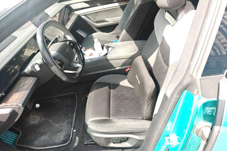 Used NETA S 2022 All-Electric 650 km Four-Wheel Drive Premium Version