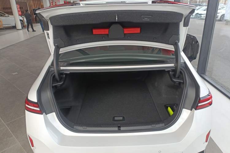 Used BMW i5 2024 eDrive 35L M Sport Package