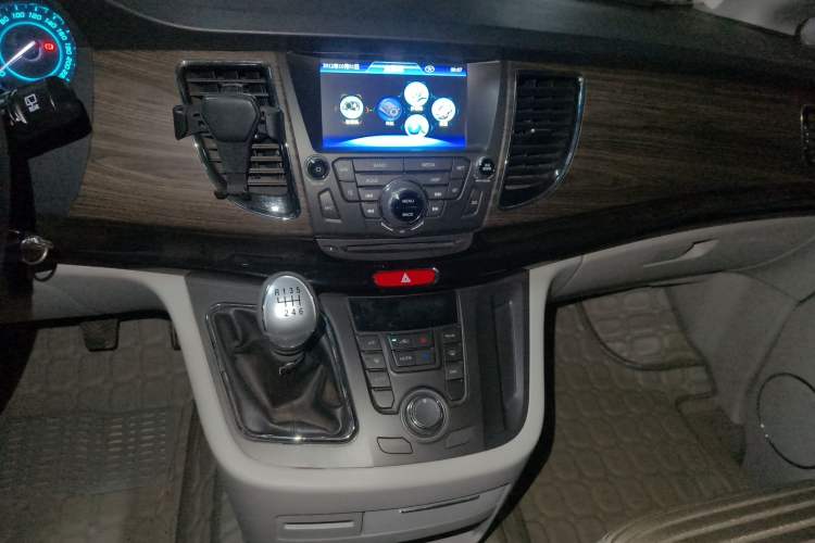 Used JAC Group Refine M5 2014 Colorway 2.0T Gasoline Manual Business Edition
