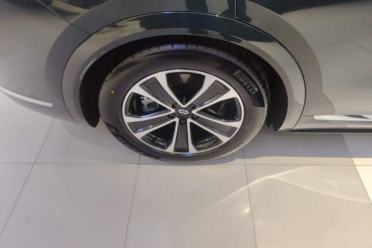 Used Hima AITO M7 2026 Model Range-Extending Ultra All-Wheel Drive 5-Seater Version