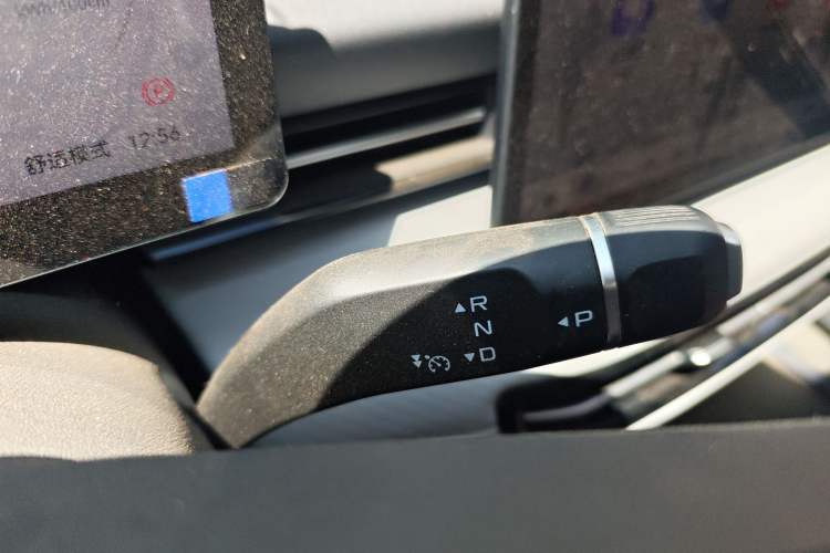 Used Bestune Yueyi 03 2025 565km Enjoy Edition Gear Lever