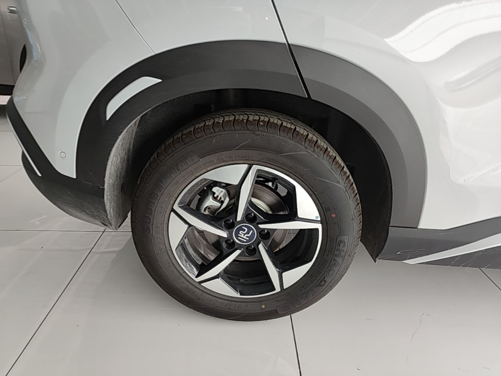 BYD Yuan UP 2025 Intelligent Driving Version 401 km Leading Edition — снимка 11
