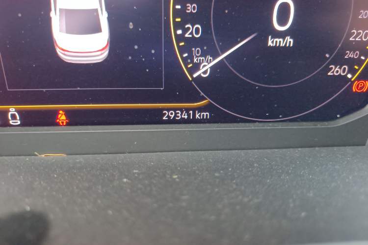 Used Volkswagen Passat 2022 330TSI Starry Elite Edition Odometer Close Up