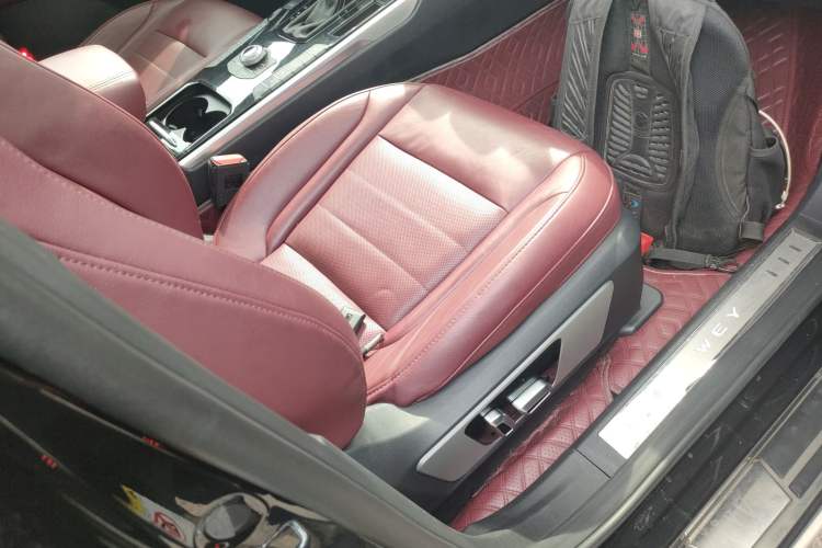 Used Wey VV7 2017 2.0T Flagship Model
