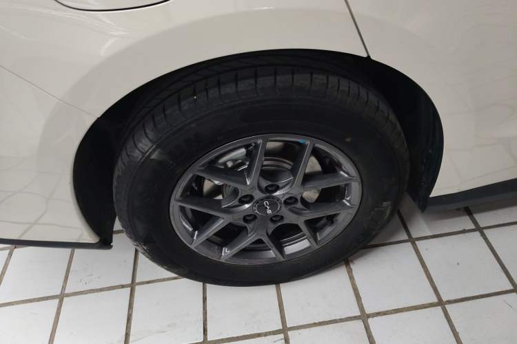 Used BYD Seal 06 New Energy 2025 DM-i Smart Drive 80KM Luxury Model
