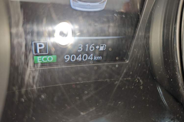 Used Nissan X-Trail 2019 2.5L CVT Smart Connect Luxury Edition 4WD Odometer Close Up