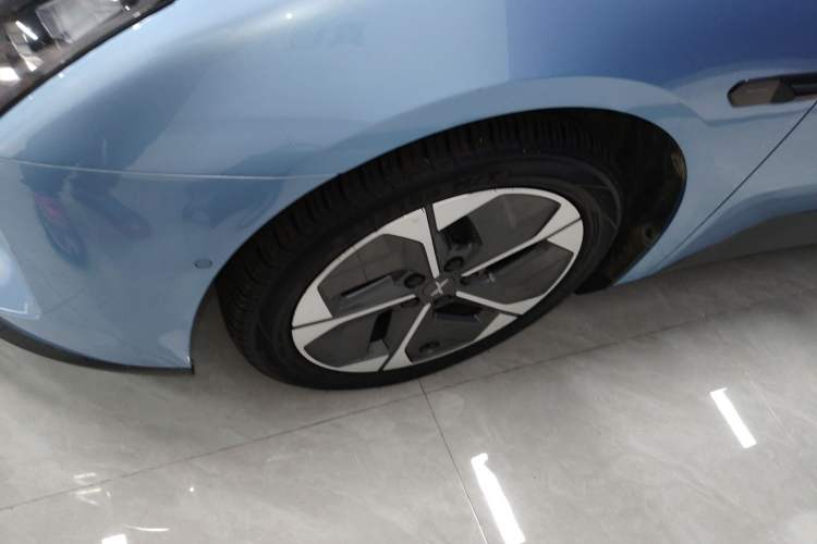 Used XPeng MONA M03 2024 620 with Ultra-Long Range
