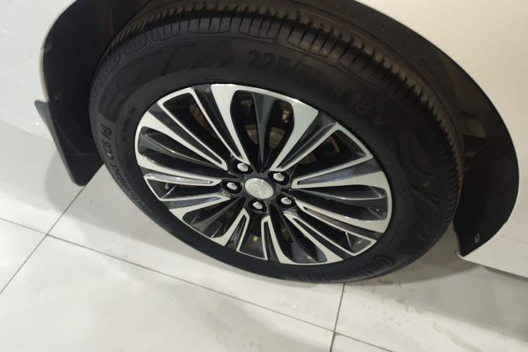 Used Buick GL8 2022 ES Land Cruiser 653T Luxury Model