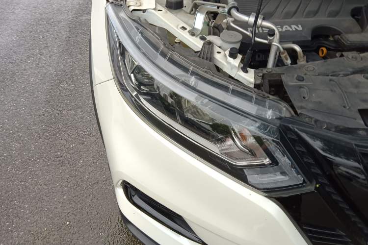 Used Nissan Qashqai 2022 2.0L CVT XV Smart Enjoyment Version Right Front Headlight