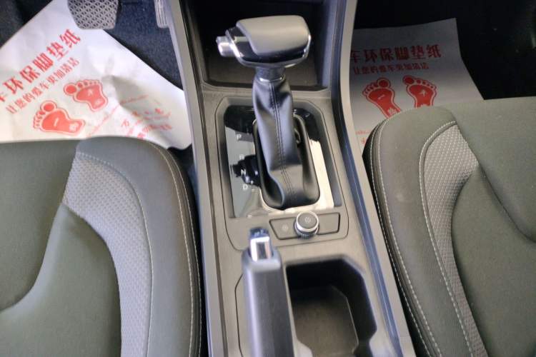 Used Chery Tiggo 3X 2024 1.5L CVT Excellence Edition Gear Lever