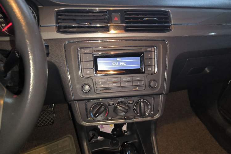 Used Volkswagen Santana 2017 Haval H6 1.6L Automatic Fashion Edition
