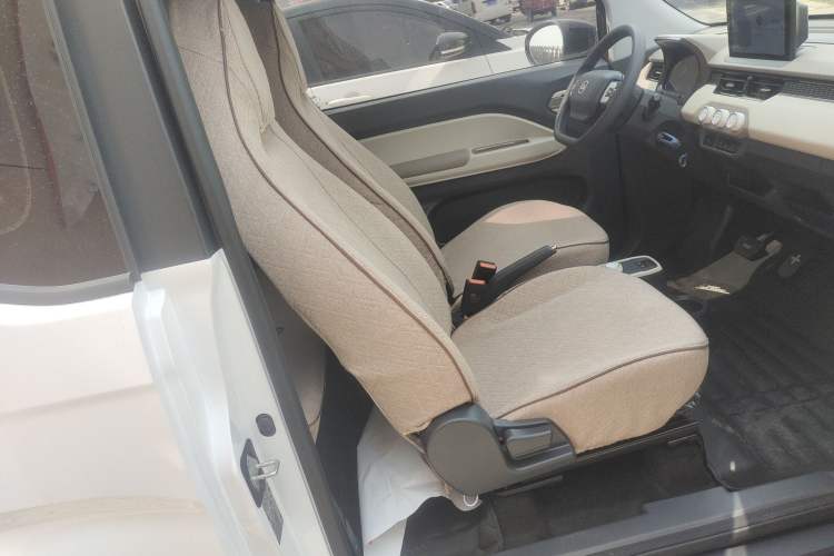 Used Chery QQ Ice Cream 2025 205km Qi Energy Version Right Front Seat