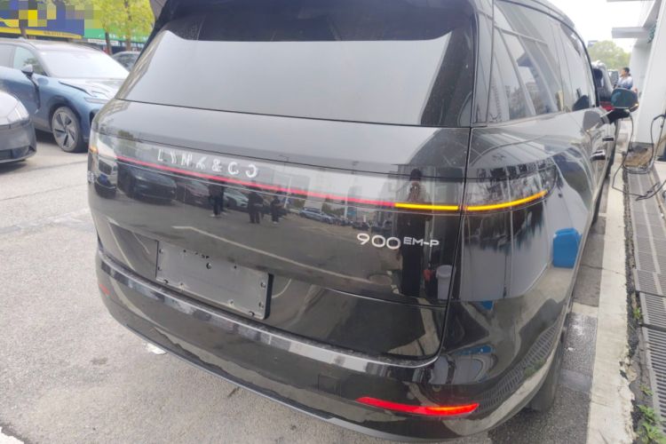 Used Lynk & Co 900 2025 2.0T Ultra
