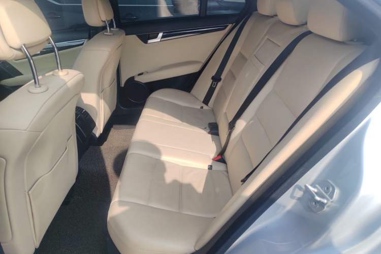 Used Mercedes-Benz C-Class 2011 C 200 CGI Fashion Model