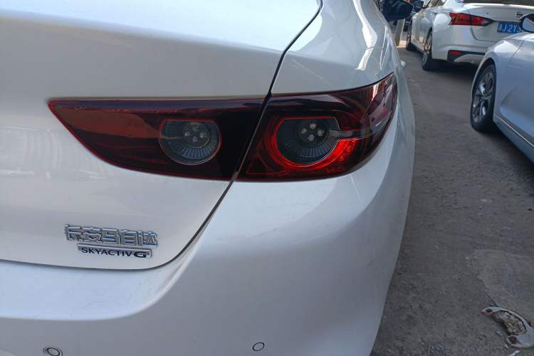 Used Mazda 3 Axela 2023 2.0L Automatic Zhiqing Edition