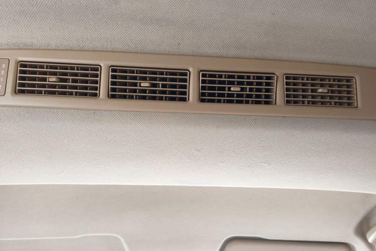 Used Wuling Hongguang 2018 1.5L S Standard Version L2B Headliner