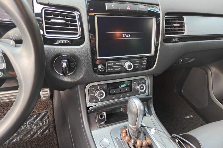 Used Volkswagen Touareg 2012 R-Line High-End Model
