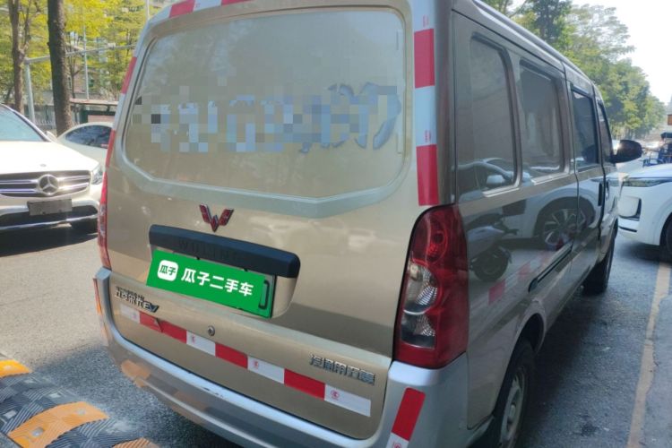 Used Wuling Rongguang EV 2020 Window-Sealed Basic Version 5 Seats 300 KM
