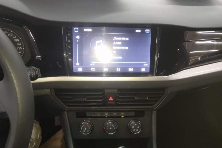 Used Volkswagen Bora 2020 1.5L Automatic Fashion Edition Audio And AC Panel