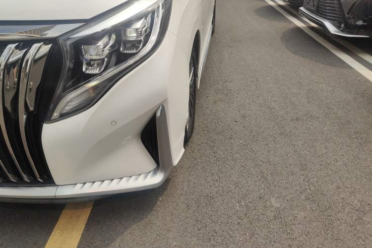 Used GAC Trumpchi M8 2021 Master Series 390T Ultimate Edition
