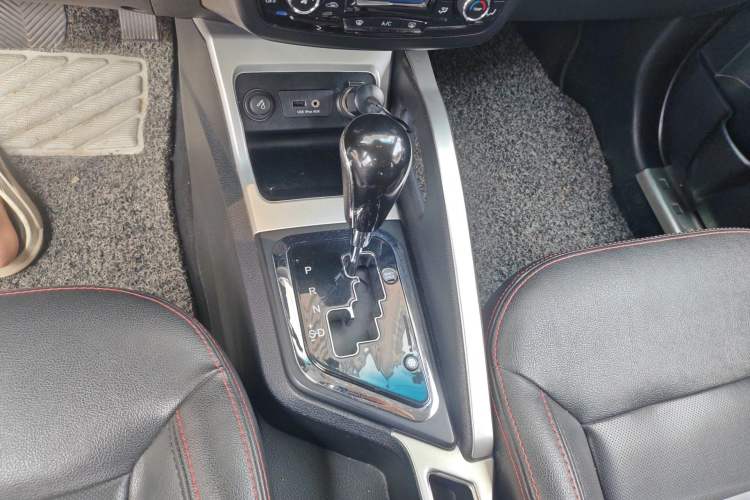 Used JAC Group Refine S3 2016 1.5L CVT Luxury Smart Version