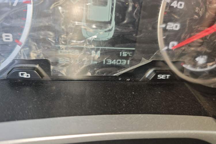 Used Geely Auto Emgrand X7 Sport 2018 2.0L Manual Two-Wheel Drive Zhiya Version Odometer Close Up