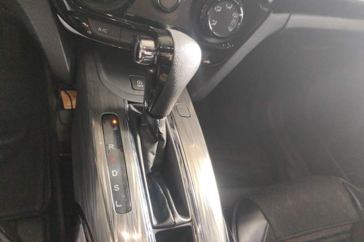 Used Honda XR-V 2017 1.8L EXi CVT Comfort Version Gear Lever