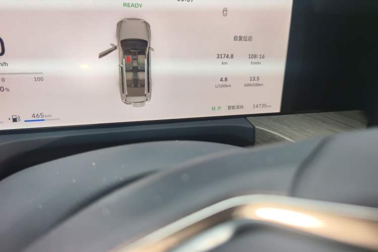 Used Tank 500 New Energy 2025 Hi4-Z Odometer Close Up