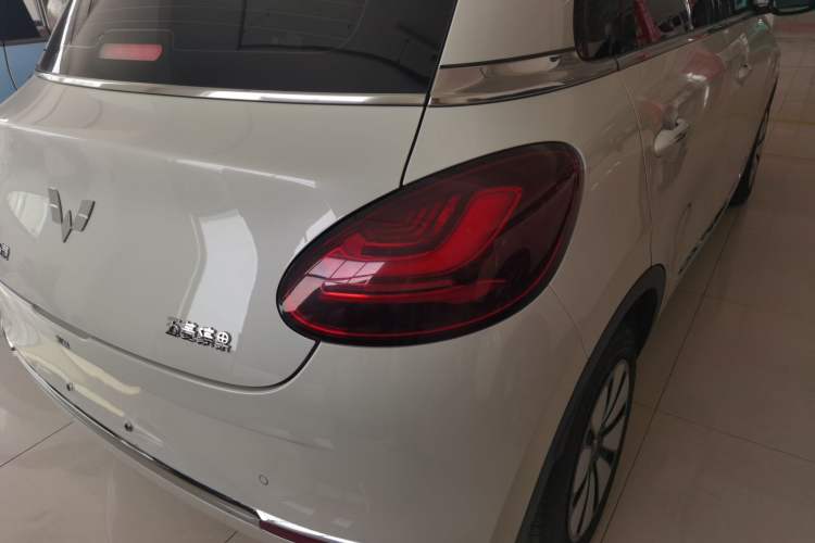 Used Wuling Bingo 2024 333 km Enjoyment Version Right Rear Taillight