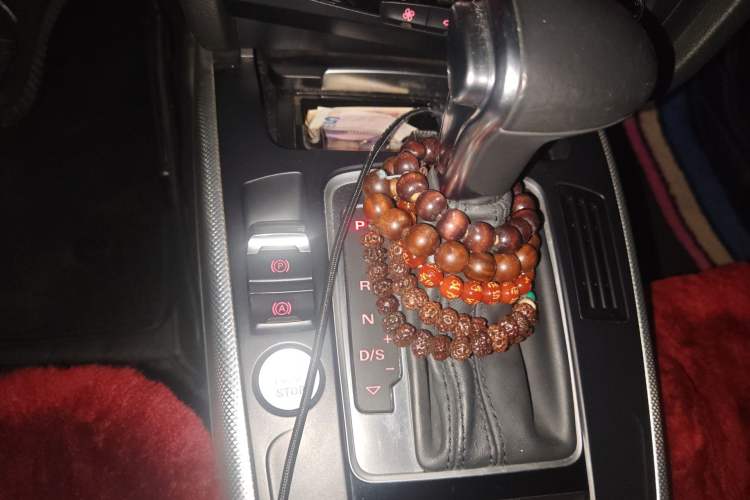 Used Audi A5 2014 Cabriolet 45 TFSI Gear Lever