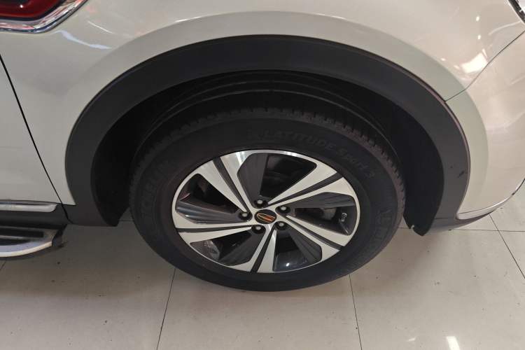 Used Hongqi HS5 2019 2.0T Smart Connect Flagship Edition Right Front Wheel Hub