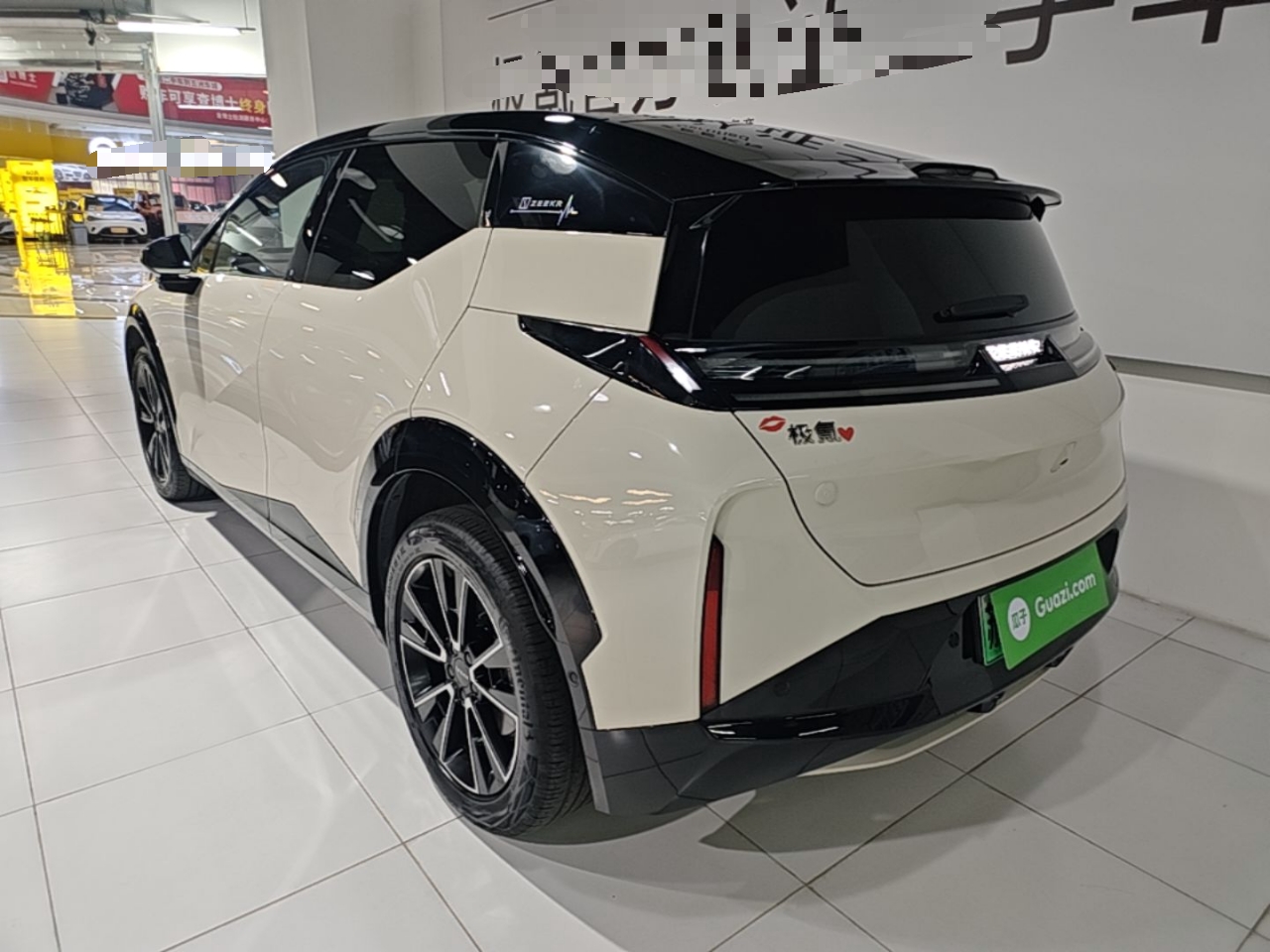 Zeekr X 2023 Rear-Drive YOU Edition 4 Seats — снимка 4