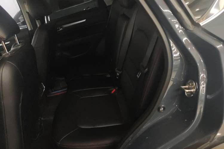 Used Mazda CX-5 2021 2.0L Automatic Two-Wheel Drive Smart Version
