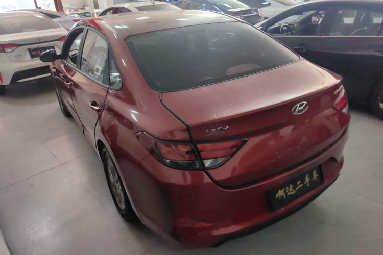 Used Hyundai Celesta 2017 1.6L Automatic Enjoyment Version GLS
