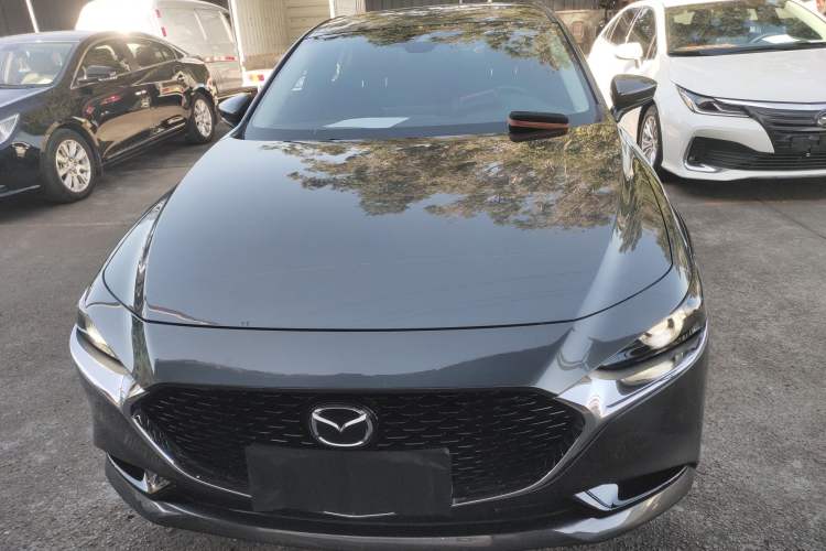 Used Mazda Mazda 3 Axela 2023 2.0L Automatic ZhiZhen Edition
