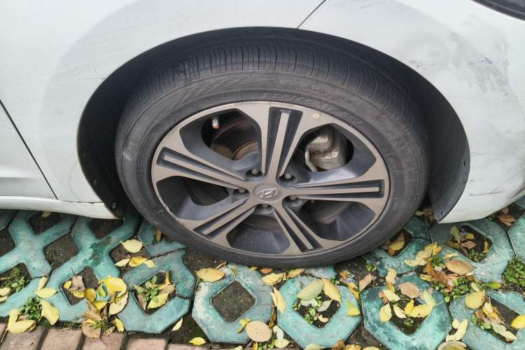 Used Hyundai Elantra (6th Generation / Lingdong) 2018 1.4T Dual-Clutch Xuan Dong · Dynamic Edition
