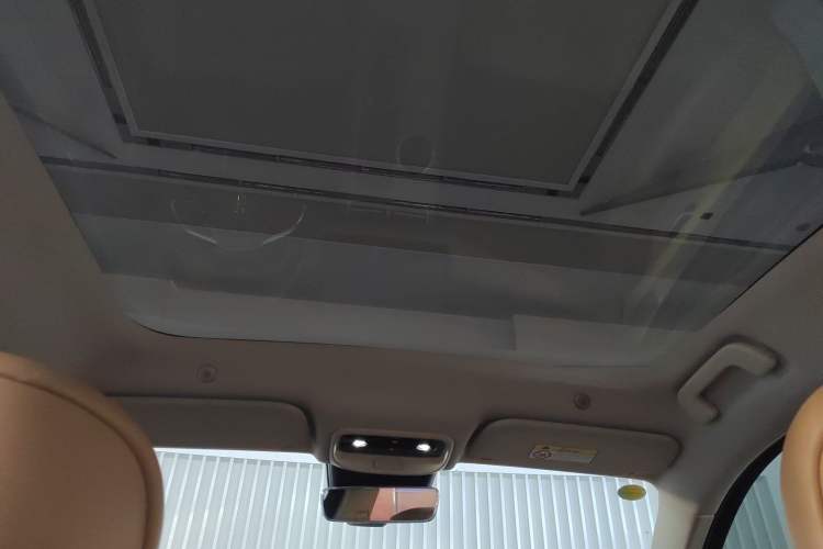 Used Hima AITO M5 2022 Extended-Range Four-Wheel Drive Performance Version
