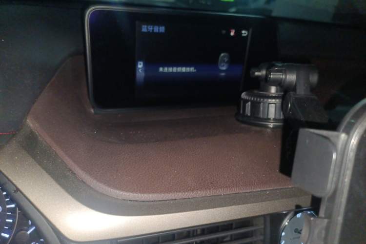 Used Lexus RX 2016 300 Two-Wheel Drive Comfort Edition China V Standard Audio And AC Panel