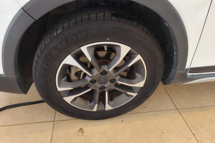 Used Geely Auto Vision X3 2019 Upgraded Model 1.5L CVT Elite Version
